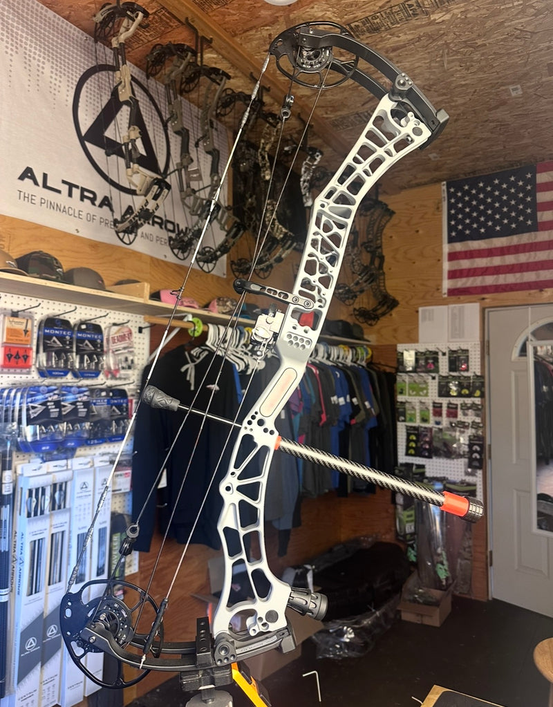 SHOP DEMO - Darton Sequel ST2 - Stone Grey - 33 ATA