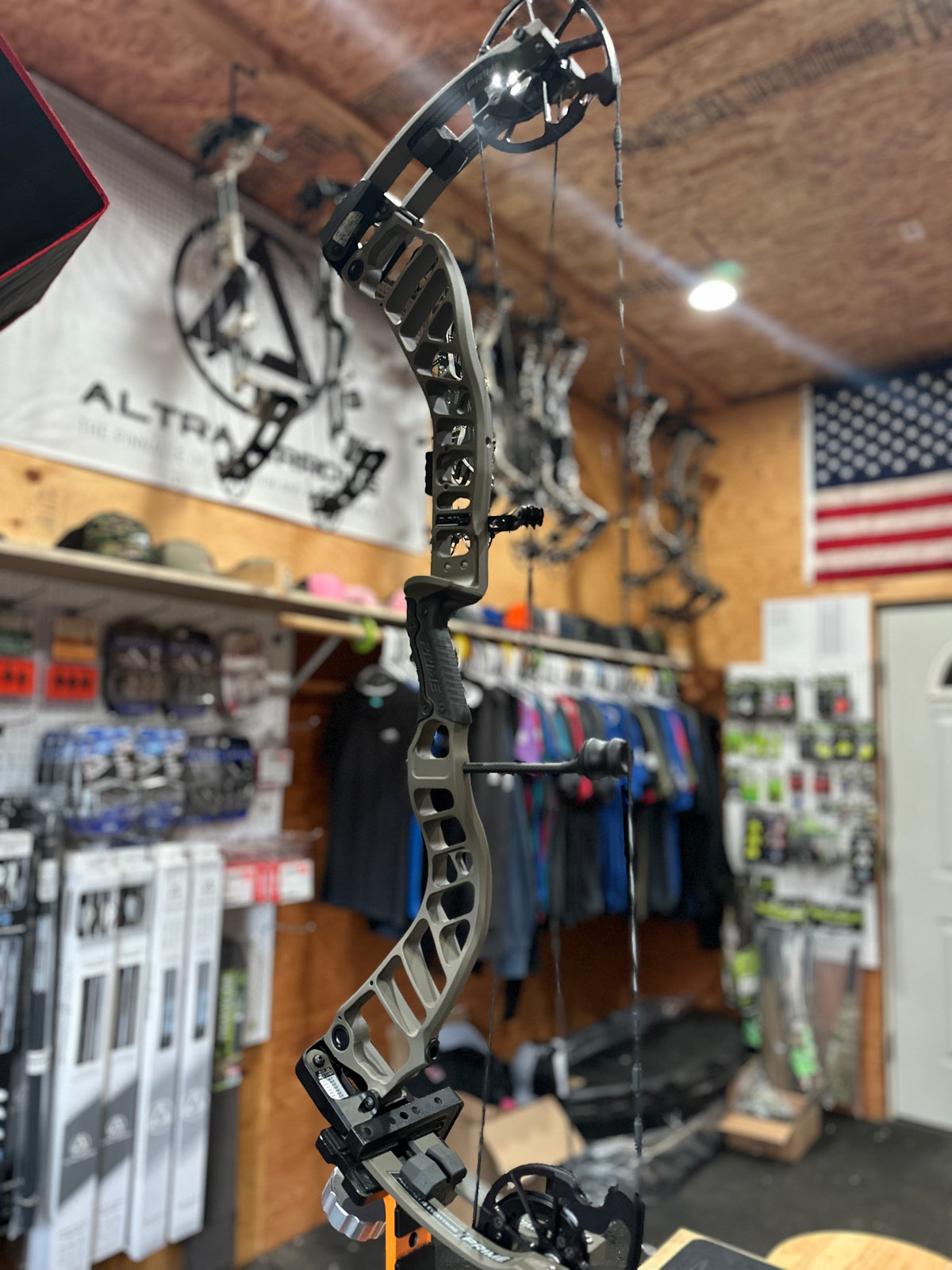 Prime RVX+ 34 - Morel, RH, 60-70lbs — Backcountry Archery
